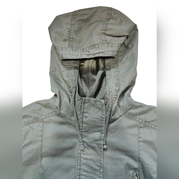 Women's Army Green Hooded Button Up Jacket, Size Large - Picture 5 of 12